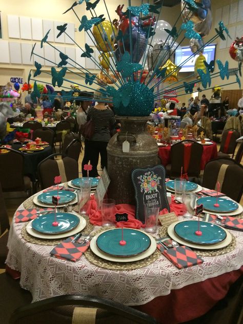 Festival of tables – 2016 Festival Table Decor, Festival Of Tables, Calendar Party Table Themes, Festival Of Tables Themes Church, Fiesta Table Skrit, Holiday Dinner, Party Table, Table Top Decor, Warm Winter