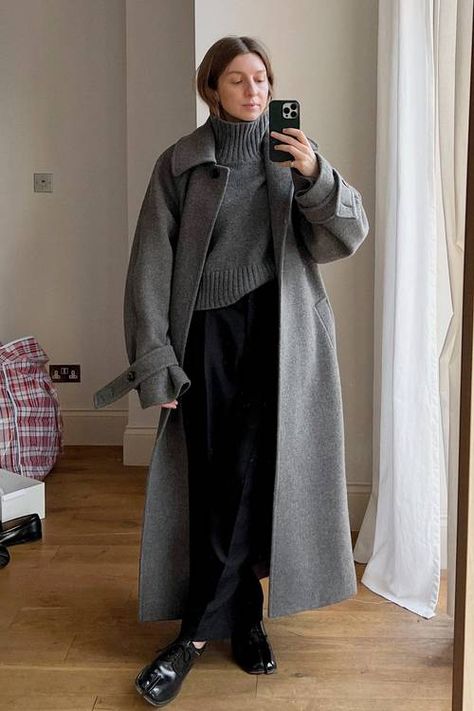 Raey: the Elevated Basics Brand You Might Not Have Heard Of | Who What Wear UK Grey Coat Outfit Winter, Grey Coat Outfit, Long Grey Coat, Winter Coat Outfits, Spring Staples, Elevated Basics, Coat Outfit, A Happy New Year, Grey Outfit