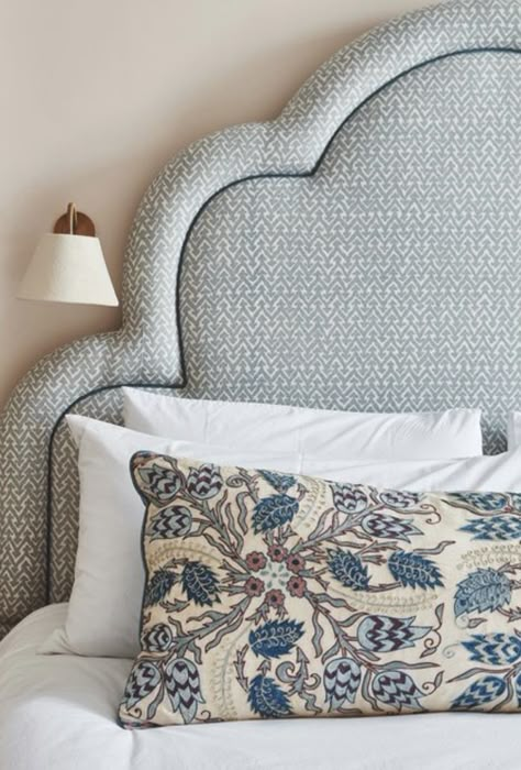 Printed Upholstered Headboard, Fermoie Fabric Headboard, Patterned Headboard Bedroom, Bedroom Cool Tones, Patterned Headboard Upholstered, Fun Headboards, Tester Bed Canopy, Upholstered Headboard Shapes, Fabric Bedhead