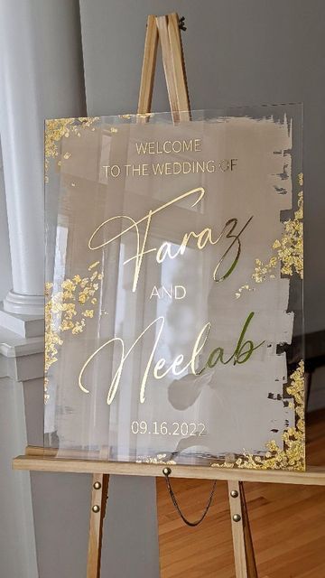 Wedding Clear Sign, Wedding Signs Plexi, Plexiglass Diy Projects Wedding, Acrylic Welcome Sign Wedding Diy, Wedding Entrance Sign Acrylic, Photo Booth For Wedding Indian, Wedding Signs For Reception Acrylic, Clear Wedding Signs, Wedding Stand Ideas