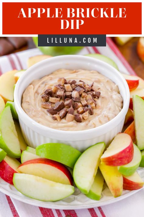 This 5-Ingredient Apple Brickle Dip recipe takes minutes to make and is so delicious! Plus, it uses common ingredients. The addition of Heath Toffee Bits makes it even better! #applebrickledip #appledip #brickledip #fruitdip #diprecipe Apple Brickle Dip, Hand Held Appetizers, Lil Luna Recipes, Brickle Dip, Truffle Flavors, Caramel Homemade, Best Chicken Enchilada Recipe, Toffee Dip, Heath Toffee