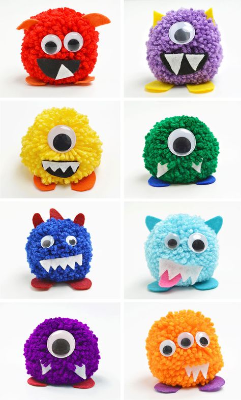 Pom Pom Monsters, Paper Mosaics, Pet Monster, Yarn Animals, Pom Pom Animals, Easy Yarn Crafts, Monster Craft, Felt Yarn, Monster Crafts