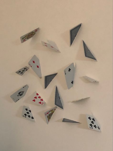 Hisoka Cards In Wall Decor, Cards On Wall Decoration, Random Wall Decor Ideas, Hisoka Card Wall Decor, Diy Poker Room Decor, Grunge Wall Ideas, Deck Of Cards Room Decor, Hot Glue Room Decor, Diy Wall Decor Grunge