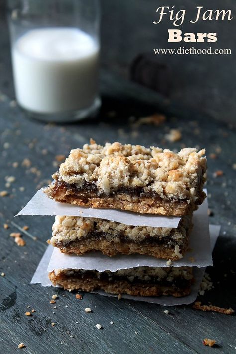 Fig Jam Bars ~Nuts, oats, and shredded coconut granola crust, filled with a delicious fig jam. Jam Bars Recipe, Granola Crust, Dessert Bars Recipes Easy, Fig Dessert, Jam Bars, Fig Jam Recipe, Fig Bars, Square Recipes, Fig Recipes