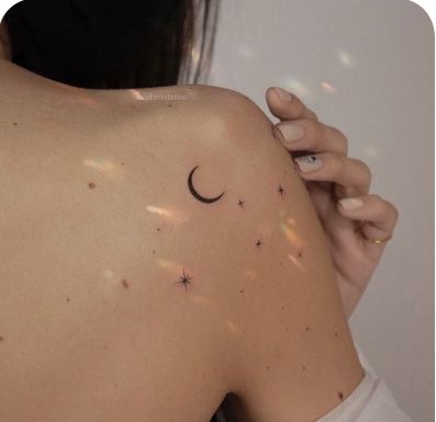 Moon Phases And Stars Tattoo, Star Tattoo Minimalist, Moon Phases Tattoo Designs, Moon And Star Tattoo, Moon Star Tattoo, Tattoo Minimalist, Petite Tattoos, Star Tattoo, Beauty Aesthetic