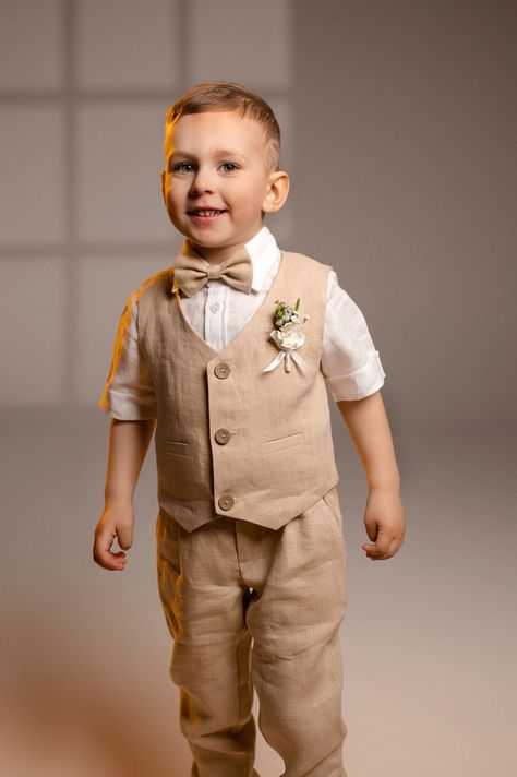 Linen ring bearer outfit: pants, vest, suspenders, bow tie and shirt. Boho Ring Bearer, Ring Boy Outfits, Boys Ring, Ring Bearer Suit, Cream Outfit, Ring Boy, Tan Suit, Bearer Outfit, Baptism Outfit