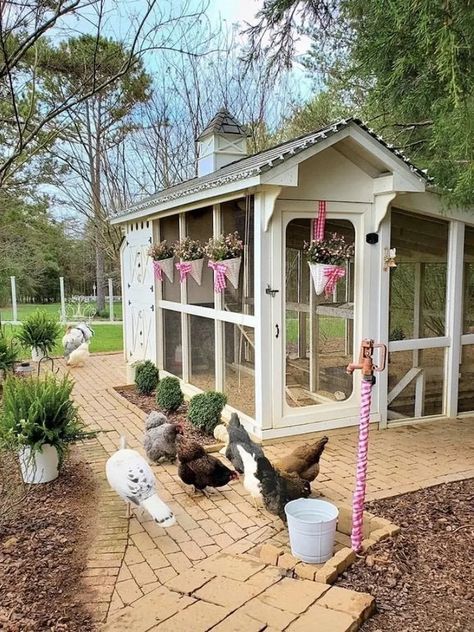 The Most Beautiful Chicken Coops We've Ever Seen - Bob Vila French Chicken Coop, Wallpaper Chicken Coop, Chicken Village Ideas, Cool Chicken Coop Ideas, Shabby Chic Chicken Coop, Pink Chicken Coop, Chicken Coop Decorating Ideas, Cute Chicken Coop Ideas, Chicken Coop Interior Ideas