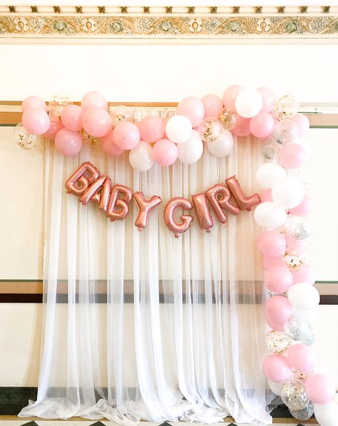 Baby Girl Balloons Decoration, Simple Baby Shower Backdrop Girl, Baby Shower Decorations Girl Simple, Pink And White Balloon Decorations, Baby Girl Shower Balloon Arch, Pink Balloons Arch, Simple Pink Baby Shower Ideas, White And Pink Baby Shower Ideas, Gold And Pink Baby Shower Ideas