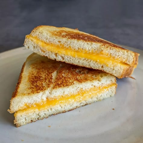 If you’re wondering how to make the perfect grilled cheese sandwich, look no further! We’ve mastered the art of making grilled cheese down to a science. Grilled Cheese Sandwiches, Grill Cheese, Cheese Sandwich, Grilled Cheese Restaurant, Sandwich Pictures, Cheese Squares, Chinese Chicken Salad Recipe, Perfect Grilled Cheese, Making Grilled Cheese