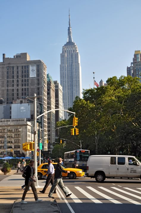 Nyc In The Morning, Morning Commute Aesthetic, Nyc Morning, New York Sightseeing, Nyc Dream, Kaptan Jack Sparrow, City Baby, Nyc Baby, Welcome To New York