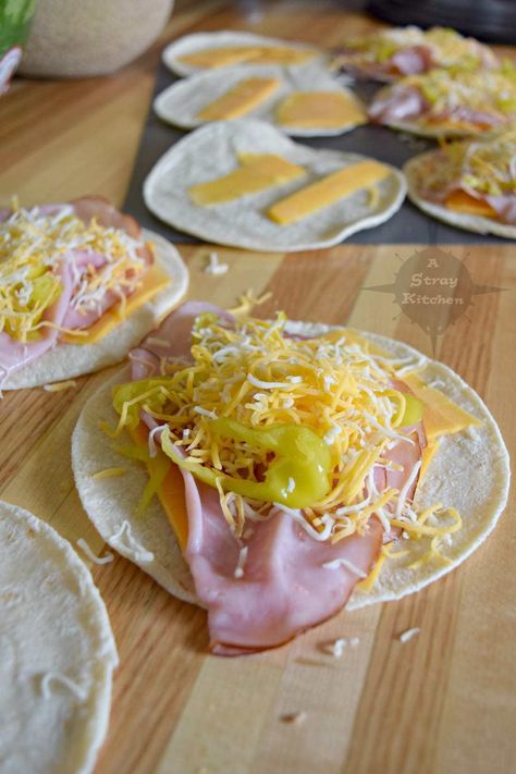 Cheese Quesadilla Recipes, Ham And Cheese Quesadilla, Ham And Cheese Tortilla, Making Quesadillas, Grilled Ham And Cheese Sandwich, Cheese Quesadilla Recipe, How To Make Quesadillas, Tortilla Recipes, Cheese Quesadillas