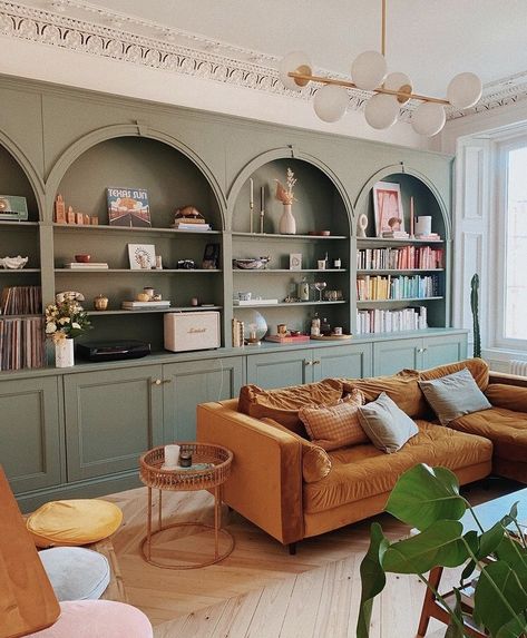 Sage Green Living Room Ideas, Green Living Room Ideas, Sage Green Living Room, Green Living Room, Built In Shelves Living Room, Living Room Built Ins, Casa Country, Home Library Design, Living Room Green