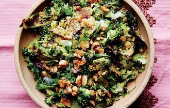 Roasted charred broccoli with peanuts Warm Salads, Charred Broccoli, Warm Salad, Peanut Recipes, Hearty Salads, Roasted Broccoli, Broccoli Recipes, Broccoli Salad, Veggie Sides