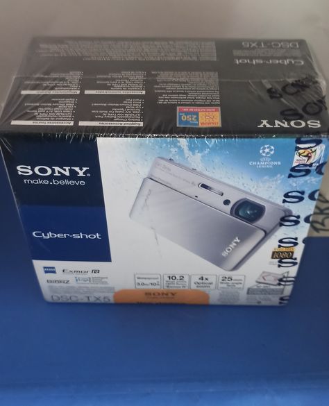 Vintage digital in mint condition: Sony Cybershot DSC-TX5. It looks like it's the trend for 2023-2024. https://www.catawiki.com/en/l/60193697 #DSLR #camera #photography #collectingdigitalcameras #digital #collectingcameras #vintage #2000s #filmcamera #vintagecamera #cybershot #sony #dsc-tx5 #exclusive #exclusiveCamera #catawiki #catawikicameras #digitalcamera #digitalphotography #pixel #megapixel Vintage Cameras, Vintage 2000s, Film Camera, Dslr Camera, Camera Photography, Battery Charger, Digital Photography, The Trend, 2023 2024