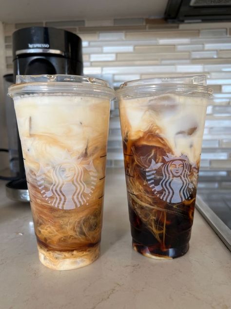 Starbucks Vanilla Sweet Cream Cold Brew, Cold Brew Aesthetic, Coffee Dark Academia, Starbucks Asthetic, Vanilla Sweet Cream Cold Brew, Starbucks Cold Brew, Sweet Cream Cold Brew, Vanilla Sweet Cream, Food Core