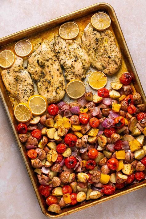 Sheet Pan Greek Chicken Greek Chicken Seasoning, Paleo Baked Chicken, Greek Sheet Pan, Sheet Pan Greek Chicken, Greek Chicken Recipe, Greek Vegetables, Chicken Seasoning Recipes, Greek Spices, Sheet Pan Meals Chicken