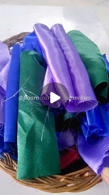 Reels Instagram, Fabric Bows, Satin Bow, Bow Clips, Scrunchies, Satin, Fabric, Instagram