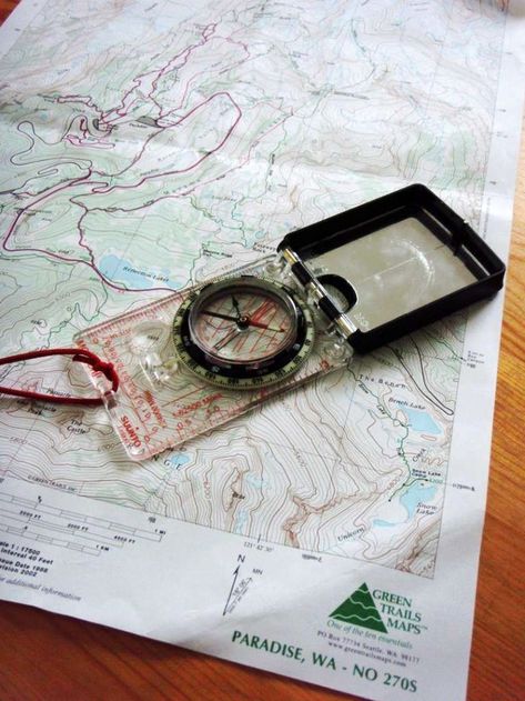 Best Compass, Compass Navigation, Outdoor Skills, Map Compass, Map Reading, Bushcraft Gear, Survival Supplies, Survival Stuff, Bushcraft Camping