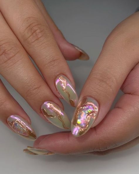 Natural Irridescent Nails, Pink And Gold Chrome Nails, Irridescent Nails, Gold Chrome Nails, Opal Nails, Rose Gold Chrome, Hello Nails, Grunge Nails, Rose Gold Nails