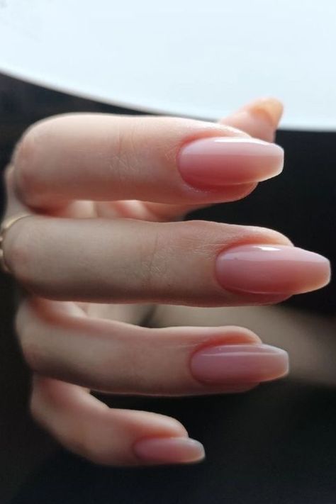 Natural Nail Colors: The Best Nude Nail Polishes To Wear Every Season Trends Nails, Nude Nail Polish, Casual Nails, Pretty Gel Nails, Soft Nails, Ballerina Nails, Nails 2020, Neutral Nails, Classy Nails