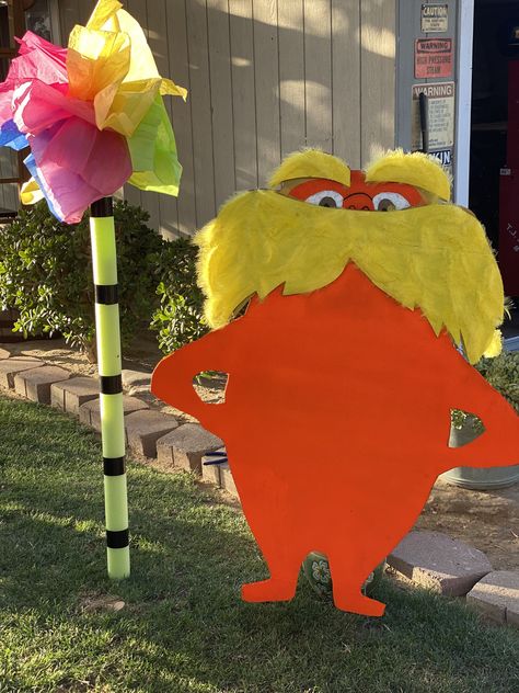 Lorax Float Ideas, Lorax Trunk Or Treat Ideas, The Lorax Trunk Or Treat, Lorax Decoration Ideas, Lorax Party Decorations, Lorax Trunk Or Treat, Dr Seuss Trunk Or Treat, Lorax Decorations, Homeschool Drama