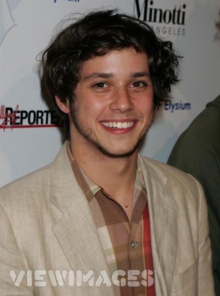 Omg! It's Phil of the Future! Forgot all about this! Raviv Ullman, Ricky Ullman, Phil Of The Future, Jewish Men, Julian Casablancas, Jewish People, Hollywood Actors, Male Celebrities, True Life