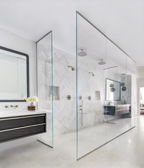 His And Hers Bathroom, Beautiful Bathroom Designs, Double Shower, Yay Or Nay, Gorgeous Bathroom, Bathroom Design Luxury, Main Bathroom, Glass Shower Doors, Bathroom Inspo