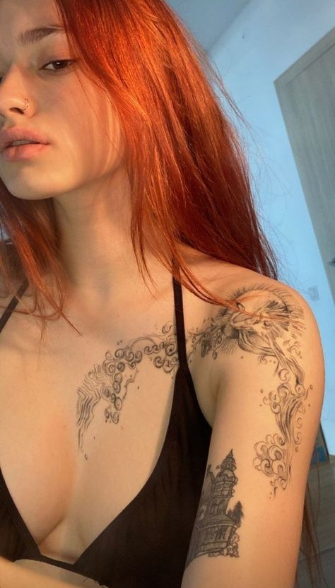 Front Shoulder Tattoo, Shoulder Piece Tattoo, Back Shoulder Tattoo, Front Shoulder Tattoos, Shoulder Tattoo Ideas, Tattoo Sites, No Regrets Tattoo, Inspo Tattoo, Shoulder Piece