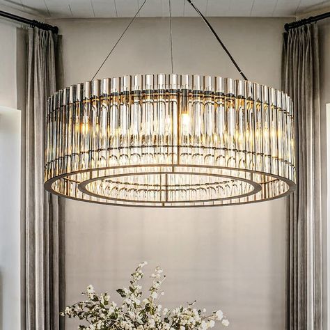 Contemporary Dining Room Chandelier, Modern Black Chandeliers, Dining Room Chandelier Modern, Foyer Living Room, Chandelier For Dining Room, Foyer Chandelier, Entryway Lighting, Black Dining Room, Dining Room Light Fixtures