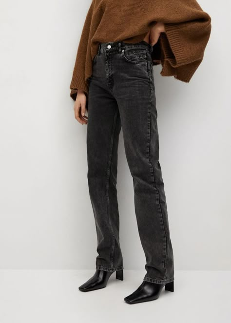 Straight Jeans Outfit, Straight Leg Jeans Outfits, Look Jean, Jeans Outfit Winter, Mom Jeans Outfit, Black Mom Jeans, Black Jeans Outfit, Mango Jeans, Winter Jeans