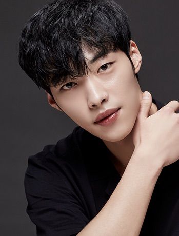 Woo Do-Hwan - AsianWiki Woo Doo Hwan, Wo Do Hwan, Woo Dohwan, Boys Korean, Korean Male Actors, Do Hwan, Woo Do Hwan, Eternal Monarch, Francisco Lachowski