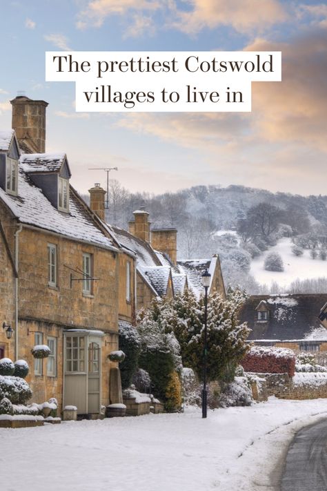 Cotswold Houses, Cotswolds House, Classical Facade, Cotswold House, Trout Farm, Country Living Uk, Cotswold Villages, Pretty Cottage, Thatched House