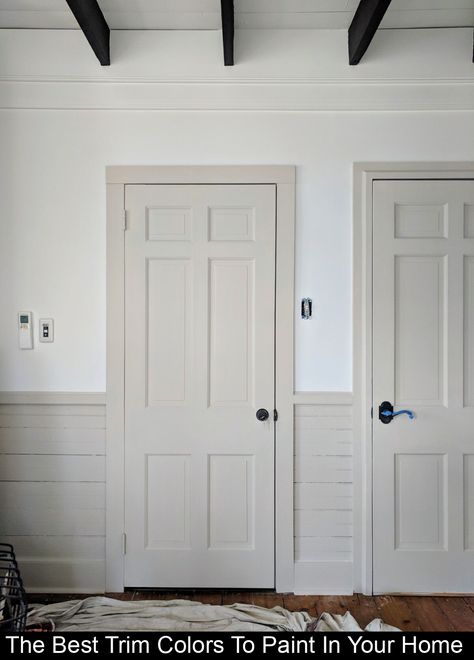 Different Color Trim In House, Farmhouse Walls And Trim, White Walls With Darker Trim, Colored Interior Trim, White Walls Color Trim, White Walls With Grey Trim, Cream Trim White Walls, White Walls With Colored Trim, Modern Farmhouse Trim Work