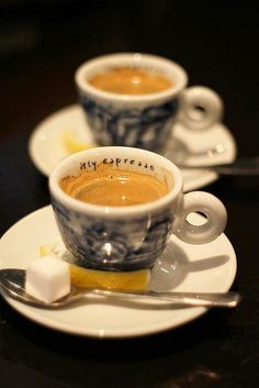 Double Espresso, Cups Of Coffee, Coffee Photography, Coffee Coffee Coffee, Coffee Espresso, Coffee Chocolate, About Coffee, Tea And Coffee, Coffee Drinkers