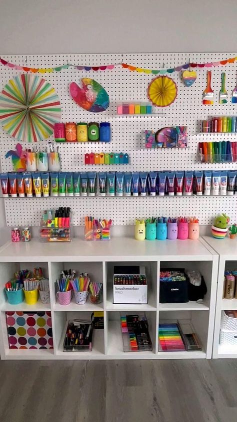 Kids Room Organization Diy, Craft Room Organization Ideas, Kids Craft Room, Room Organisation, Room Organization Ideas, Art Studio Room, Crafting Inspiration, Art Supply Organization, Dream Craft Room