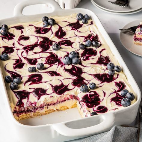 Lemon Tiramisu, Summer Flavors, Baking School, Berry Sauce, Blueberry Compote, Blueberry Desserts, Tiramisu Recipe, Blueberry Recipes, Summer Favorites