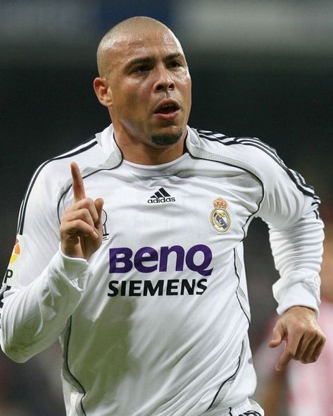 Ronaldo Phenomenon, Real Madrid Legends, Template Jersey, Real Madrid Wallpaper, Real Madrid Kit, Ronaldo 9, Real Madrid Photos, Neymar Psg, Fifa Mobile