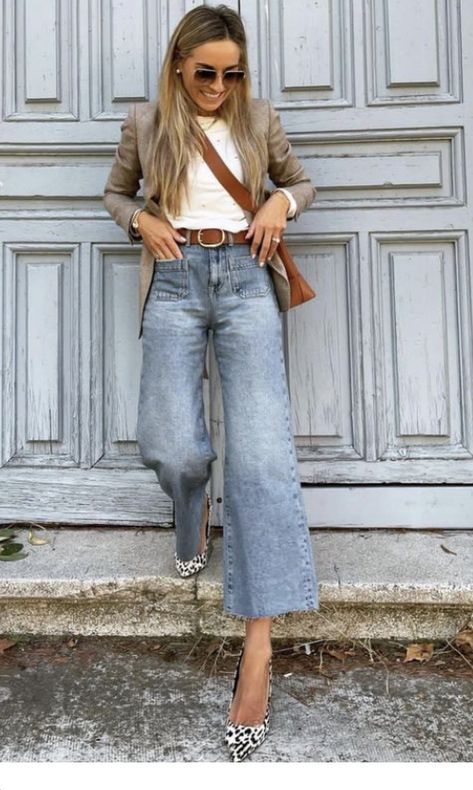 Stile Casual Chic, Wide Leg Jeans Outfit, Looks Jeans, Design Moda, Cropped Wide Leg Jeans, Cooler Look, Casual Chic Outfit, Style Mistakes, Winter Fashion Outfits