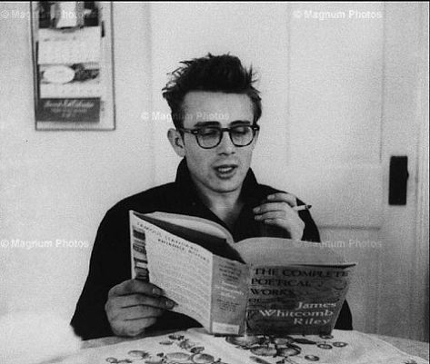 beatnik style | tickle me vintage James Whitcomb Riley, Dennis Stock, Man Reading, Glasses Ideas, Most Stylish Men, Jimmy Dean, Best Dressed Man, Poetry Reading, James Dean