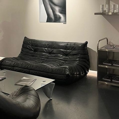 A moment for this shot 🤌🏾 Featuring our Togo Sofa in Black Leather by Ligne Roset, Shark Fin Chrome & Glass coffee table by Terence Conran & Chilli Lounge chair by Paul Falkernberg. Available for rental. @refybeauty #proprental #refybeauty #vintagefurniture #ligneroset #togosofa Brutalist Interior, Chrome Decor, Mid Century Bed, Togo Sofa, Terence Conran, Shark Fin, Ligne Roset, Apartment Decor Inspiration, Chair Sofa