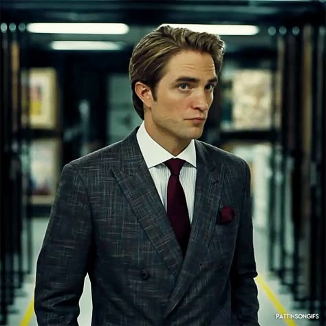 robert pattinson gifs on Twitter: "… " Neil Tenet, Robert Pattinson Movies, Robert Pattinson Twilight, Robert Douglas, Robert P, Rob Pattinson, Cedric Diggory, Christopher Nolan, Edward Cullen