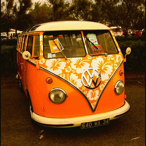 credit to owner (pls tell me who they are if you know) #bohemian #bohostyle #hippieaesthetic #hippie #70shippe #70saesthetic #60saesthetic #aesthetic #characterreference #reference #aestheticedits #decades #60s #hippielady 60s Aesthetic, Hippie Aesthetic, Vw Bus, Tell Me, Volkswagen, Orange