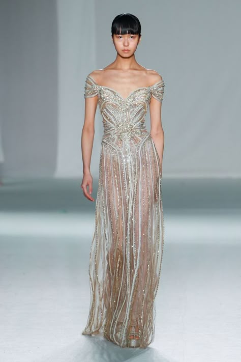 Elie Saab Embroidery, Movie Premiere Outfit Ideas, Couture Spring 2023, Coktail Dress, Resident Evil Movie, Elie Saab Gowns, Forest Dress, Couture 2023, Elie Saab Spring