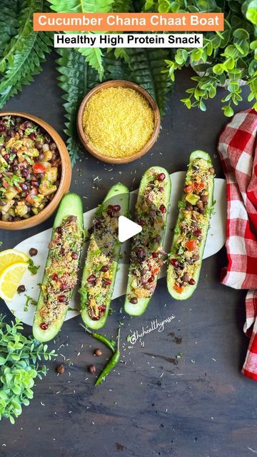 Ritu Khemka on Instagram: "Cucumber Chana Chat Boat  High protein, crunchy, refreshing, satisfying & chatpata cucumber chana chaat boat is a perfect snack & appetizer especially on hot summer days and for your weight loss journey😋🤤  Do try these cute, healthy, super tasty, and easy to make cucumber boats that are packed with antioxidants, fiber, minerals, iron, zinc, protein and a lot of other nutrients ❤️😍  📌 Save & Share the recipe! Follow @thehealthyrasoi for more  Ingredients:- 4 cucumbers 1 cup boiled chana 1/4 cup cucumber  1/4 cup tomato  1/4 cup boiled potato 1/4 cup coriander leaves  1/4 cup raw mango 1/4 cup onion 1/4 cup pomegranate seeds  1-2 green chilies  1 inch ginger 1 tbsp green chutney 1 tbsp tamarind chutney  1/2 tsp black salt 1 tsp chaat masala  1/2 tsp red chili p Healthy Chaat Recipes, Cucumber Boats Recipes, Chat Recipes, Cucumber Boats, Chats Recipe, Boiled Vegetables, Veg Snacks, Vegetarian Snacks Recipes, Chaat Recipe