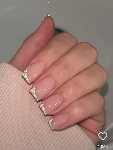 Glitter Tips Short Nails, French Tips With Sparkle, Half French Tip Nails, French Tip Nails With Glitter, Sparkly French Tip, Silver French Tip Nails, Sparkly French Tip Nails, Glitter French Tips, Unghie Nail Art