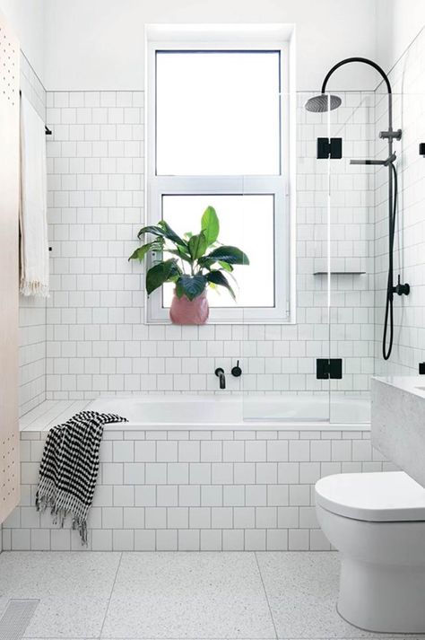 Shower Bath Combo, Bathroom Tubs, Shower Over Bath, Diy Bathroom Makeover, Farmhouse White, Bad Inspiration, Upstairs Bathrooms, Trendy Bathroom, Tub Shower Combo