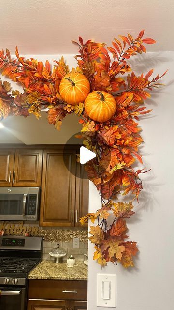 Fall Garlands Ideas, How To Decorate For Fall, Fall Arrangements Diy, Fall Garland Ideas, Fall Garland Diy, Have A Beautiful Evening, Thanksgiving Wreaths Diy, Fall Bathroom Decor Ideas, Fall Bathroom Decor