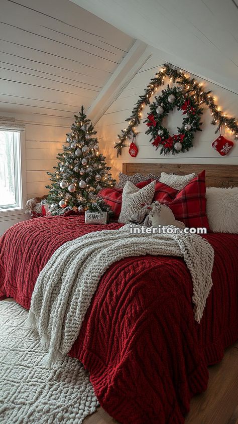 How to Maximize Space with Holiday Decor in a Tiny Home Christmas Themed Bedroom Cozy, Decorating Bedroom For Christmas, Christmas Bedding Aesthetic, Small Bedroom Christmas Decor, Christmas Decorated Bedrooms, Christmas Bed Decor, Christmas Decor Bedroom Ideas, Christmas Bedding Decor, Christmas Room Decor Aesthetic