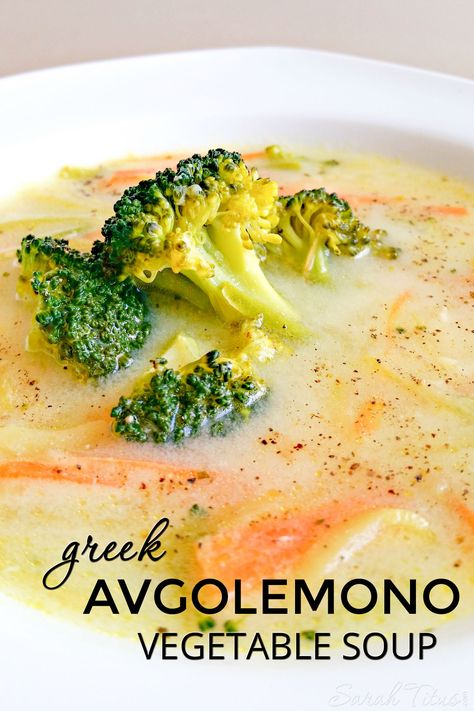 This Greek Avgolemono Vegetable Soup is a real crowd-pleaser and super simple to make! Broth Soup, Best Soup, Best Soup Recipes, Lemon Sauce, Tasty Recipe, Summer Squash, Crowd Pleaser, Vegetable Soup, Vegan Dishes