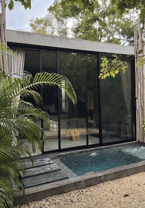 Pool Construction, Building A Pool, Dream House Decor, Casas De Ensueño, Backyard Pool, Modern House Exterior, Small Home, Dream Home Design, Minimalist Home